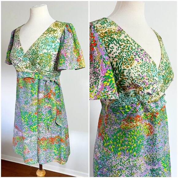 Vintage 70s Floral Psychedelic Wrap Mini Flutter Sleeve Dress // Size Small‎ - Picture 1 of 7